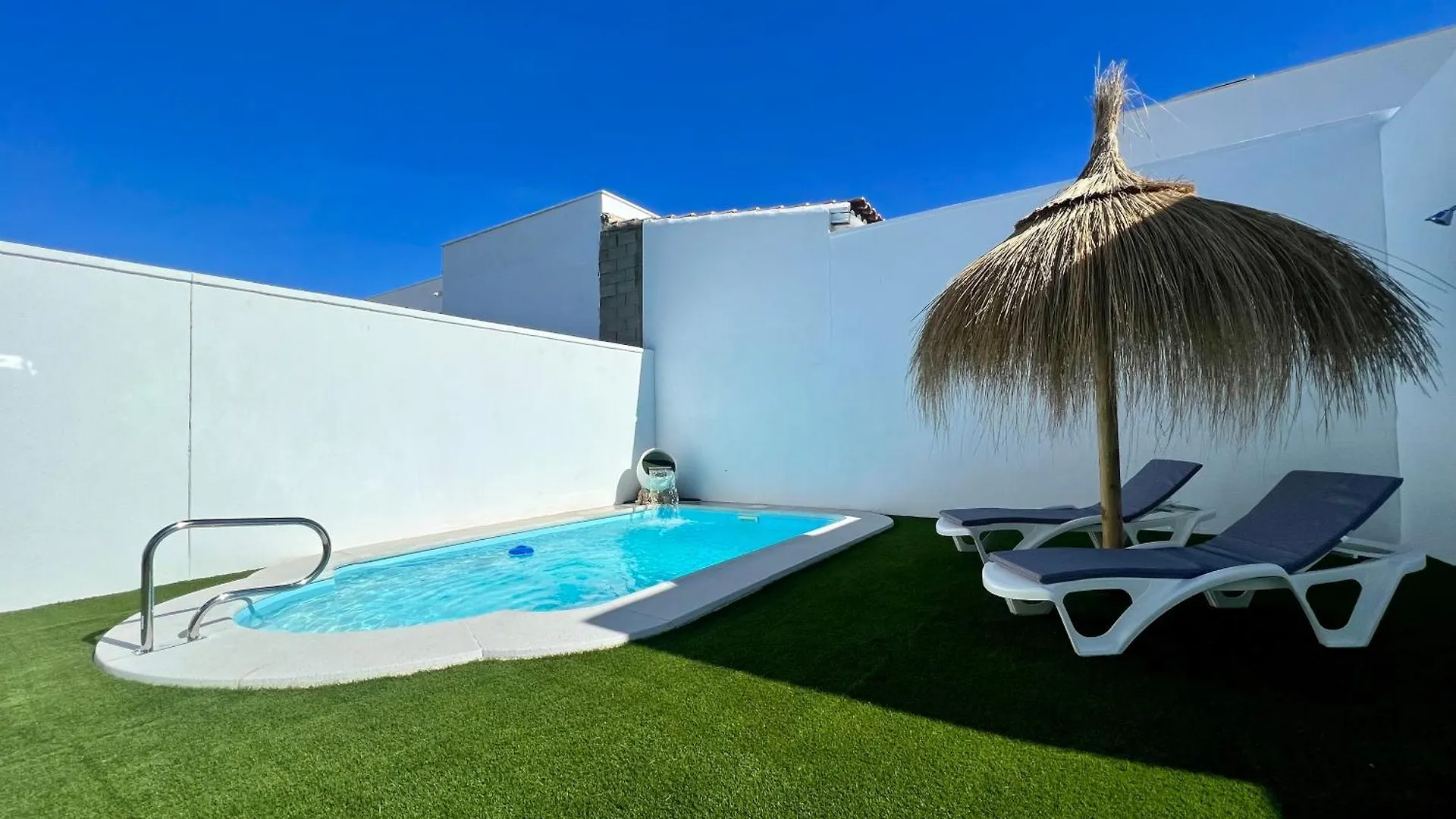 Holiday home Adosados De Hamburgo Villa Chiclana de la Frontera