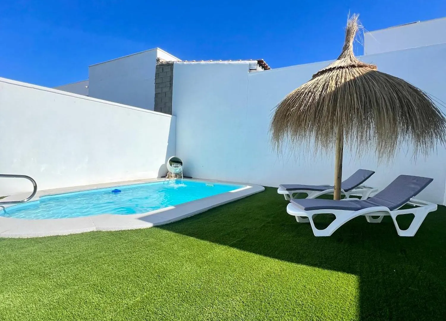 Holiday home Adosados De Hamburgo Villa Chiclana de la Frontera Spain
